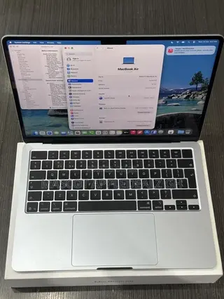 Laptop Apple MacBook Air 2026 M5 16GB Apple M5 SSD 512GB