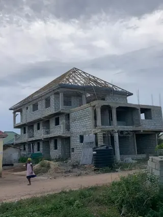 Masons Building Constructor Available
