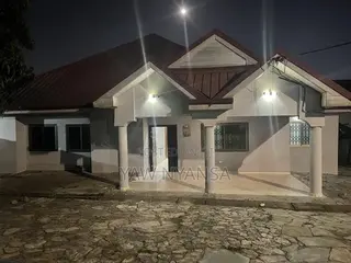 4bdrm House in Bn Estate, Kwabenya for rent