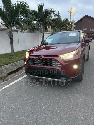 Toyota RAV4 Limited 2022 Red