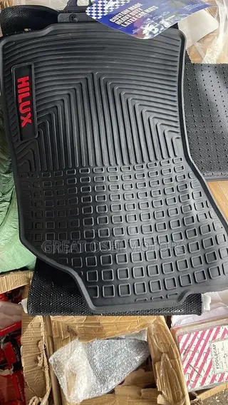 Hillux Floor Mat