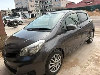 Toyota Vitz 2013 Gray