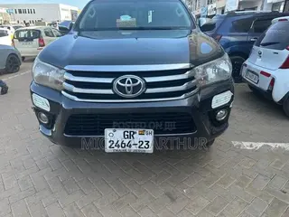 Toyota Hilux 2017 Gold
