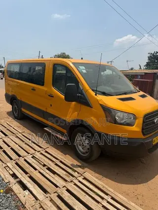 Ford Transit 2020 Yellow