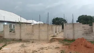 7bdrm Apartment in Born To Pray Estate, Ejisu-Juaben Municipal for sale