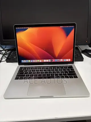 Laptop Apple MacBook Pro 2019 8GB Intel Core i5 SSD 256GB