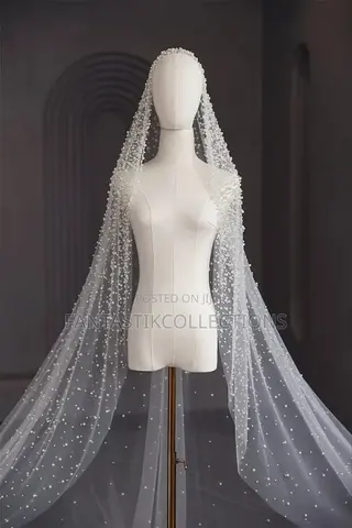 Luxury Pearl Beaded Cathedral Veil – 3m Long (No Comb)