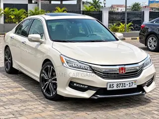 Honda Accord EX 2dr Coupe FWD (2.4L 4cyl 2A) 2017