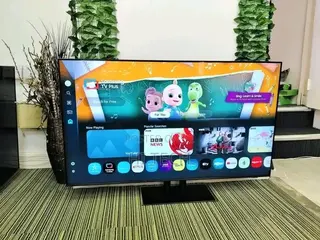 Samsung 65inches Smart TV