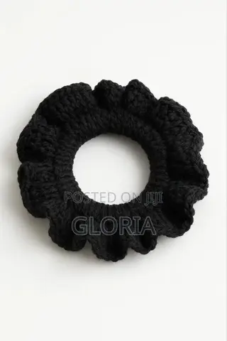 Crocheting Scrunchies