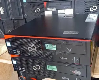 Desktop Computer Fujitsu Esprimo D757/E85+ 4GB Intel Core i3 HDD 500GB