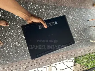 Laptop Dell Latitude 3390 8GB Intel Core i5 SSD 256GB