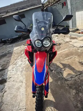 Honda 2025 Red