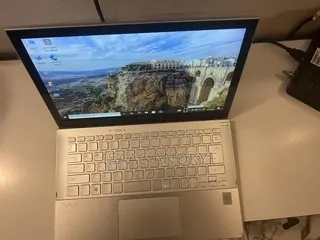 New Laptop Sony VAIO SVP1321WSNB 8GB Intel Core i7 SSD 500GB