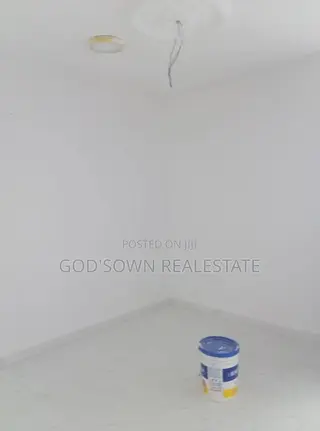 1bdrm Apartment in Nyanyano for rent