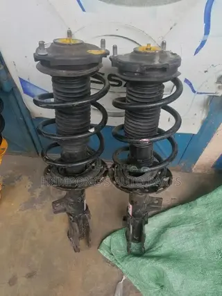 Hyundai Elantra 2017 Front Shocks Absorbers