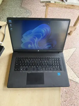 Laptop HP 17-3000 8GB Intel Pentium SSD 128GB