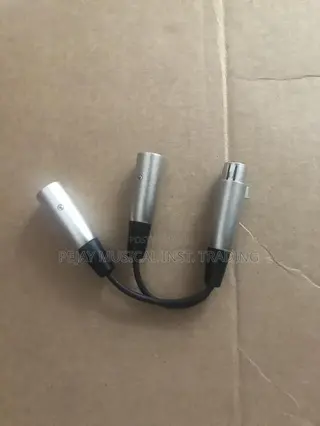 USA XLR Y-Splitter Cable