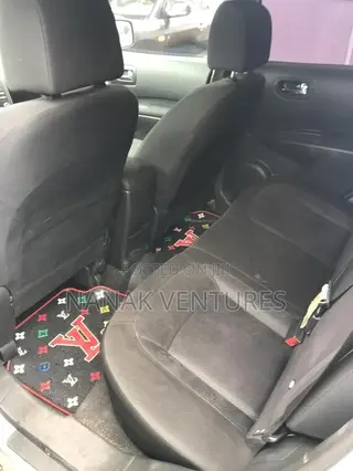 Nissan Rogue SV 2013 Silver