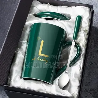 Ceramic Mug With Lid and Spoon in Gift Box