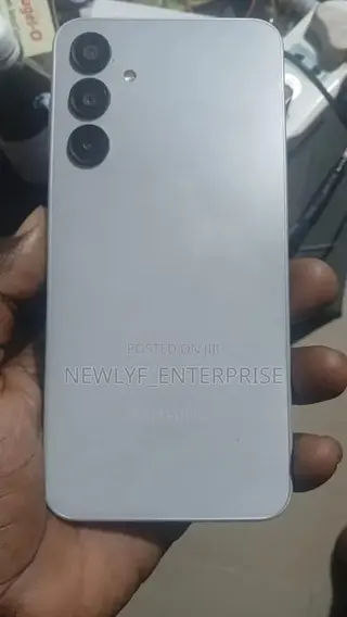 Samsung Galaxy A16 128 GB Silver