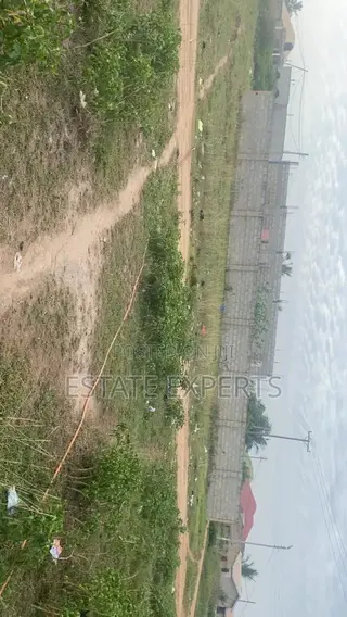 Katamanso Registered Land With Land Title Certificate.