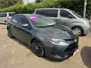 Toyota Corolla LE 4dr Sedan (1.8L 4cyl CVT) 2017 Gray