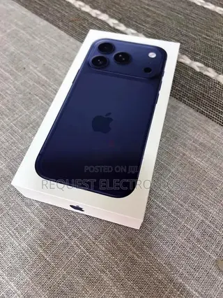New Apple iPhone 17 Pro Max 1 TB Black