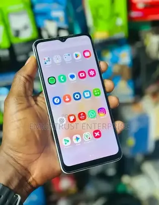 New Samsung Galaxy A04s 64 GB White