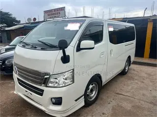 Nissan Caravan (Urvan) 2017 White