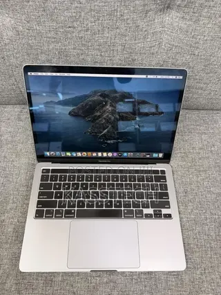 Laptop Apple MacBook Pro 2020 8GB Intel Core i5 SSD 256GB