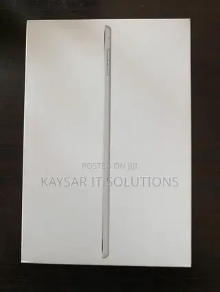 Apple iPad mini 4 128 GB Silver