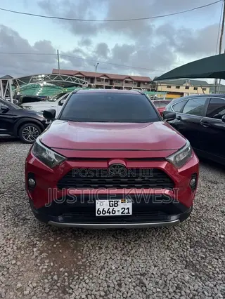 Toyota RAV4 LE AWD 2020 Red