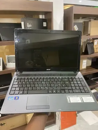 Laptop Acer Aspire 5749 4GB Intel Core i3 SSD 500GB