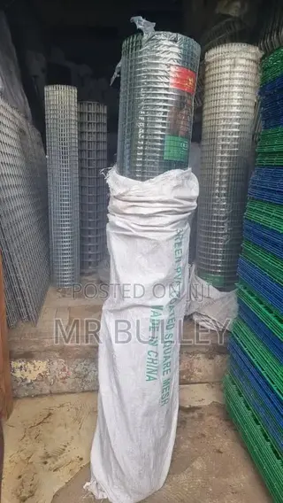 PVC Coated Square Wire Mesh Roll – Strong, Rust-Resistant Fence Mesh