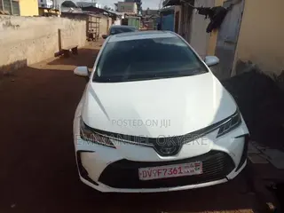 Toyota Corolla Hybrid for Rent Super Fuel Efficient in Accra- Madina