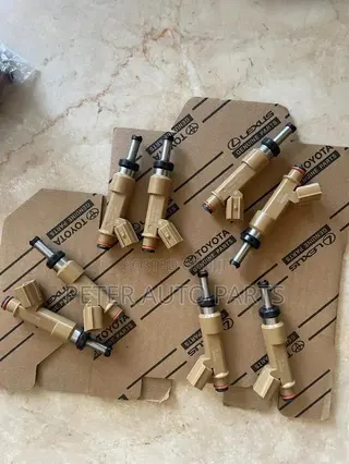Pontiac Vibe 2009-15 Fuel Injectors, 4 Set. Original Japan.