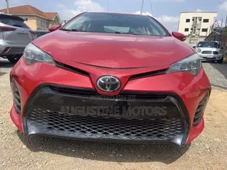 Toyota Corolla SE (1.8L 4cyl 2A) 2018 Red