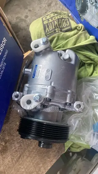 Nissan Navara AC Compressor 3legs