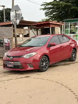 Toyota Corolla LE 4dr Sedan (1.8L 4cyl CVT) 2015 Red