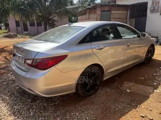 Hyundai Sonata Limited 2.0T Sedan (2.0L 4cyl 6A) 2013 Silver