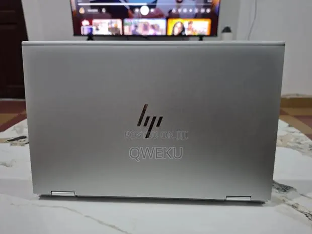Laptop HP EliteBook 1040 G8 16GB Intel Core i7 SSD 512GB · Photo 1