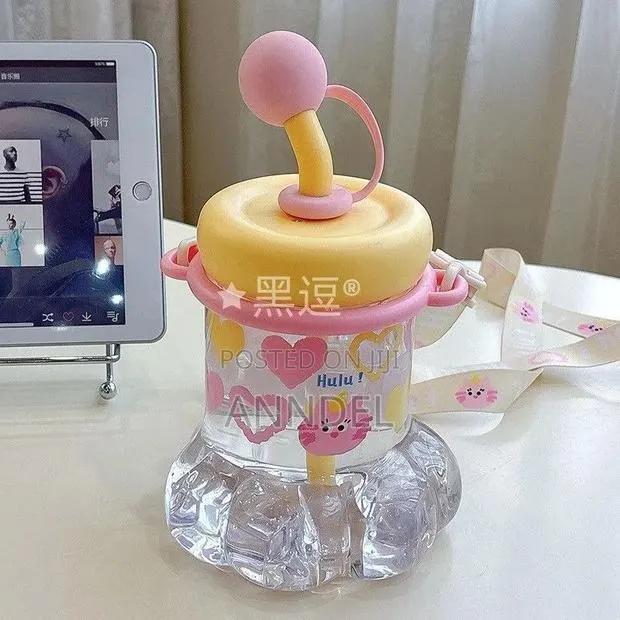 Kids Water Bottle · Photo 3