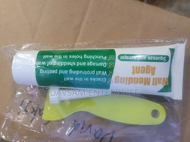 Wall Repairing Glue · Photo 1