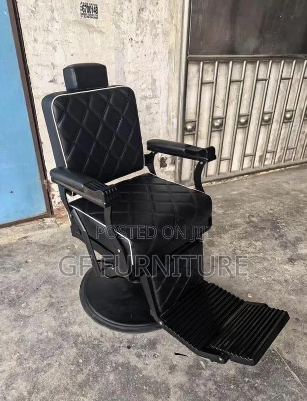 Professional Heavy-Duty Hydraulic Barber Chair · Photo 1