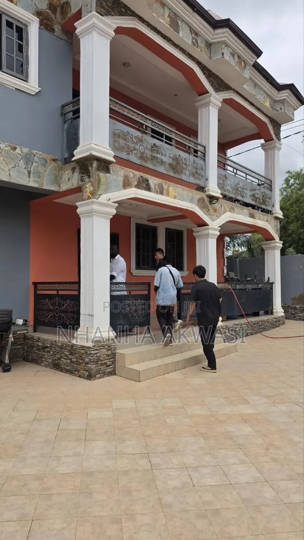 5bdrm House in Spintex Costa, Sakumono for rent · Photo 1