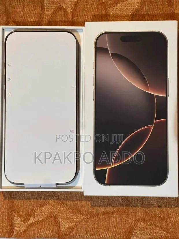 New Apple iPhone 16 Pro Max 256 GB Gold · Photo 1