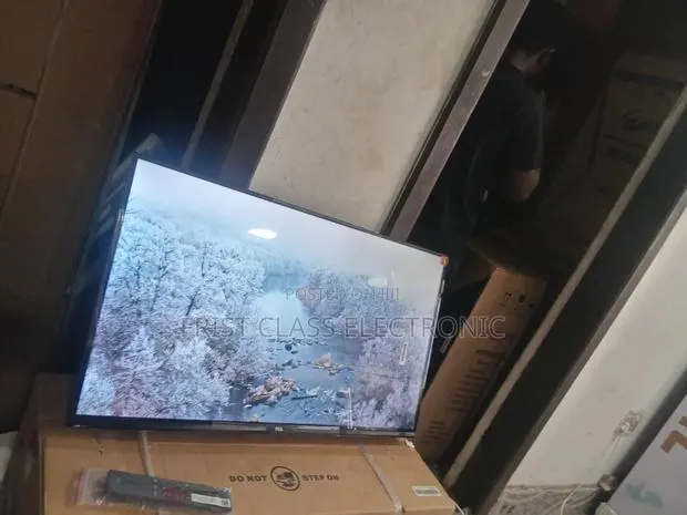 TCL Smart Tv Elegance That Creates a Premium Atmosphere · Photo 1