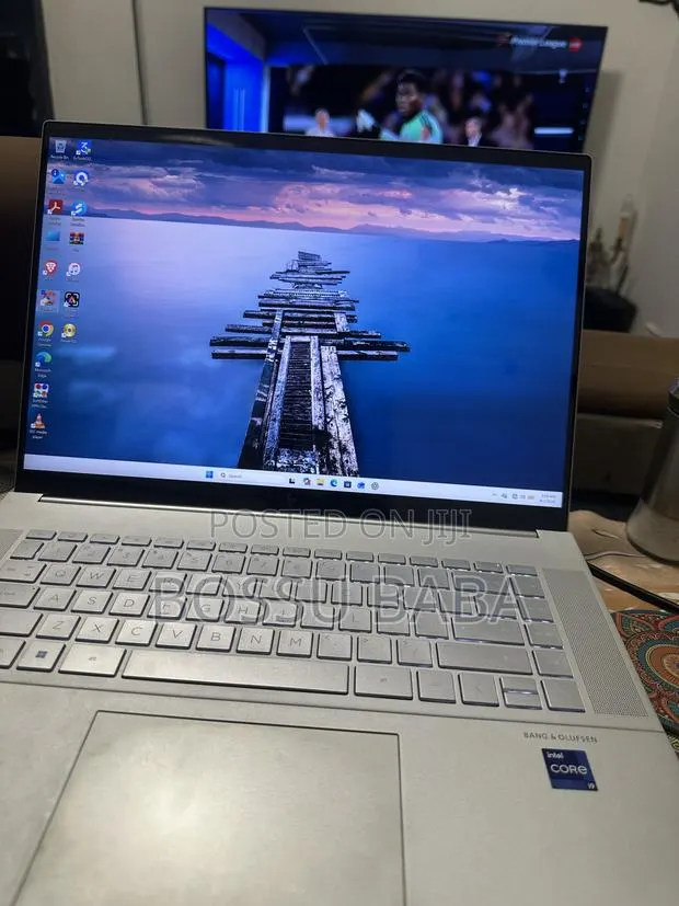 Laptop HP Envy 16 Gaming 16-h1023dx 16GB Intel Core i9 SSD 1T · Photo 1