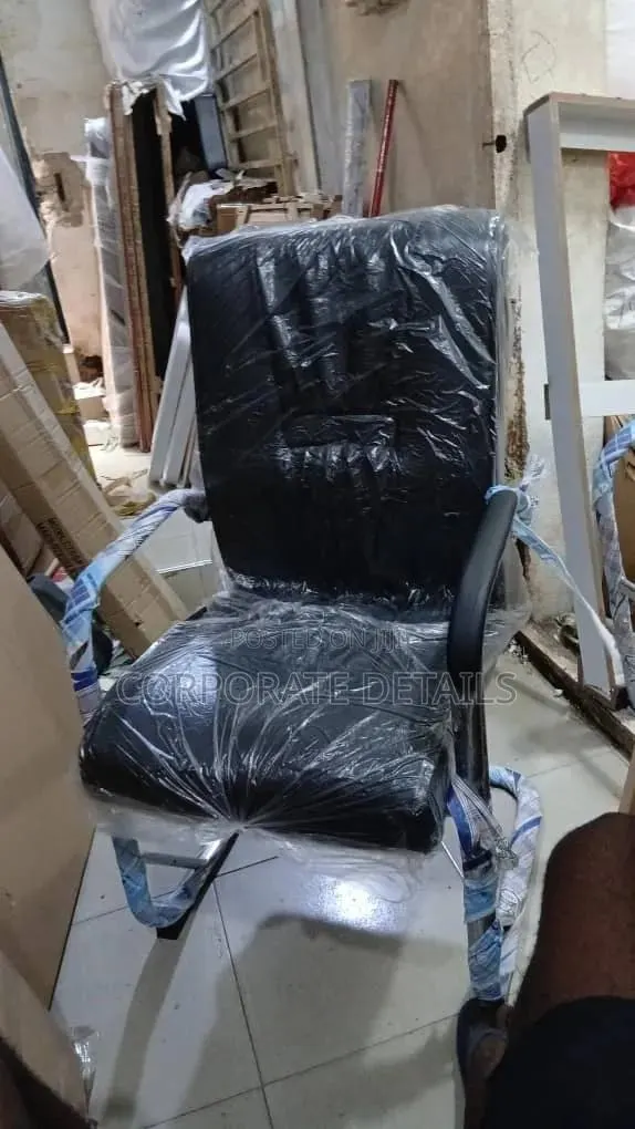 Waiting Chair · Photo 1